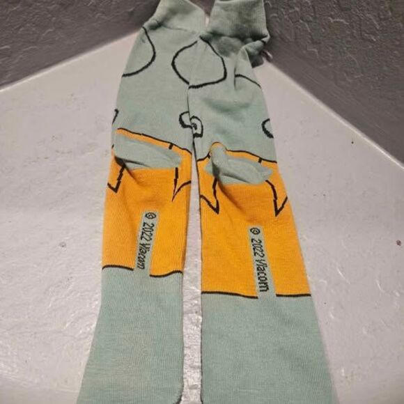 Sponge Bob Square Pants Squidward Socks size Large - Picture 2 of 4
